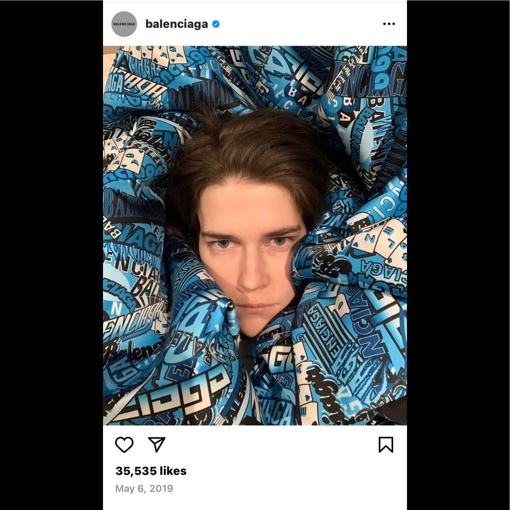 Balenciaga Spring 2019. 100% Silk, Oversize blouse